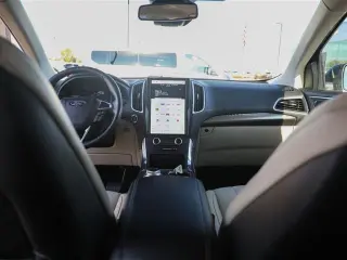 Ford Edge 2022 AWD Titanium 4dr Crossover