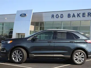Ford Edge 2022 AWD Titanium 4dr Crossover