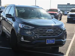 Ford Edge 2022 AWD Titanium 4dr Crossover
