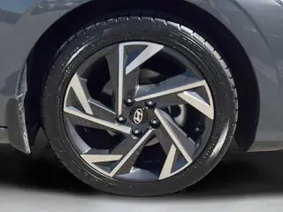 Hyundai ELANTRA 2024 Limited 4dr Sedán