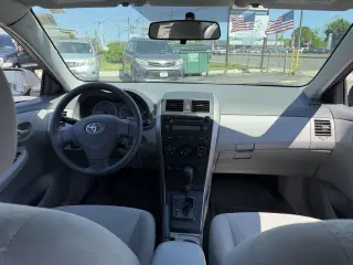 Toyota Corolla 2009 LE 4dr Sedan 4A