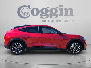 Ford Mustang Mach-E 2022 Premium 4dr SUV