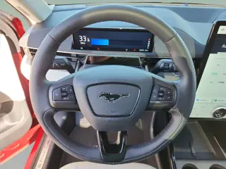 Ford Mustang Mach-E 2022 Premium 4dr SUV