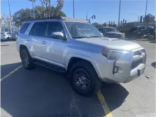Toyota 4Runner 2020 4x4 SR5 4dr SUV