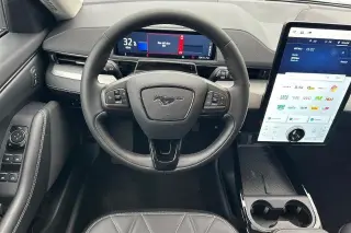 Ford Mustang Mach-E 2023 Select 4dr SUV
