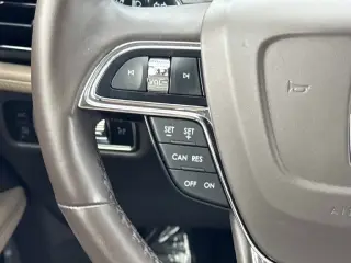 Lincoln Nautilus 2023 Reserve 4dr SUV