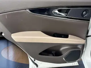 Lincoln Nautilus 2023 Reserve 4dr SUV