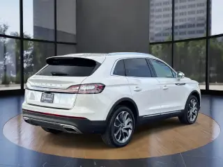 Lincoln Nautilus 2023 Reserve 4dr SUV