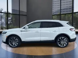 Lincoln Nautilus 2023 Reserve 4dr SUV