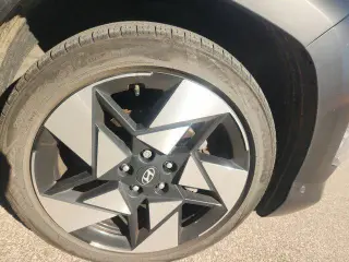 Hyundai KONA 2024 Limited 4dr Crossover