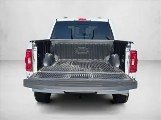 Ford F-150 2023 4x4 XLT 4dr SuperCrew 5.5 ft. SB