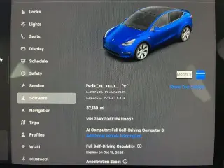Tesla Model Y 2023 AWD 4dr Crossover