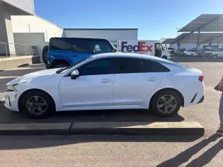Kia K5 2021 LXS 4dr Sedán