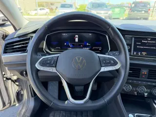 Volkswagen Jetta 2024 SE 4dr Sedan