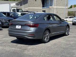 Volkswagen Jetta 2024 SE 4dr Sedan