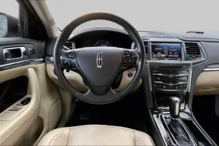 Lincoln MKS 2015 4dr Sedan