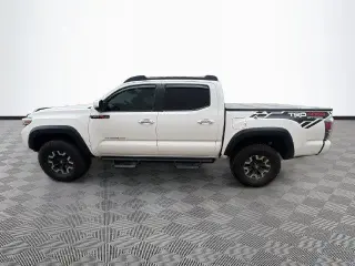 Toyota Tacoma 2021 4x4 TRD Pro 4dr Double Cab 5.0 ft SB 6M