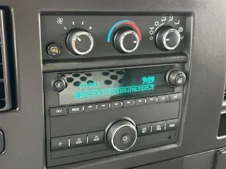 Chevrolet Express 2023 2500 Furgón de Carga 3 Puertas