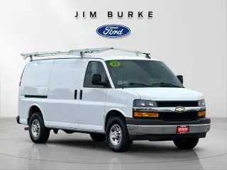 Chevrolet Express 2023 2500 Furgón de Carga 3 Puertas