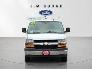Chevrolet Express 2023 2500 Furgón de Carga 3 Puertas