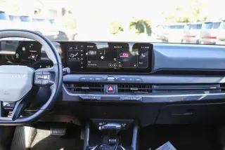 Kia K4 2025 GT-Line 4p Sedan