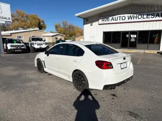 Subaru WRX Base 2016