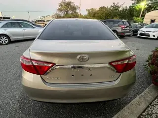 2017 Toyota Camry XLE Auto (Natl)