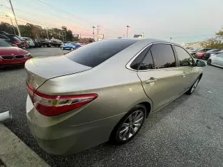 2017 Toyota Camry XLE Auto (Natl)
