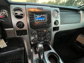 2013 Ford F-150 4WD SuperCrew 145" XL