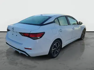 Nissan Sentra 2025 SV 4dr Sedán