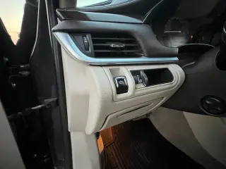 2017 Cadillac XTS 4dr Sdn Luxury FWD