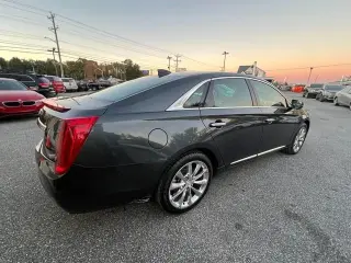 2017 Cadillac XTS 4dr Sdn Luxury FWD