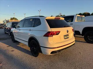 Volkswagen Tiguan 2022 SE R-Line Black 4 puertas SUV