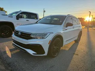 Volkswagen Tiguan 2022 SE R-Line Black 4 puertas SUV
