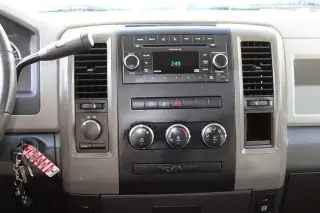 2011 RAM 1500 4WD Quad Cab 140.5" ST