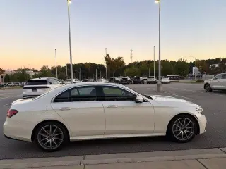 Clase E Mercedes-Benz 2023 E 350 4p Sedan