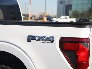 Ford F-150 2024 4x4 STX 4p SuperCrew 5.5 pies SB