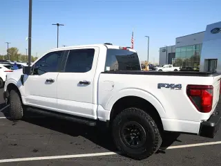 Ford F-150 2024 4x4 STX 4p SuperCrew 5.5 pies SB