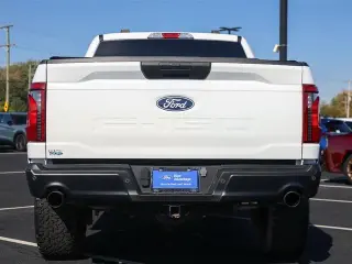Ford F-150 2024 4x4 STX 4p SuperCrew 5.5 pies SB
