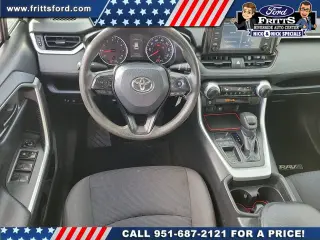 Toyota RAV4 2019 LE 4dr SUV