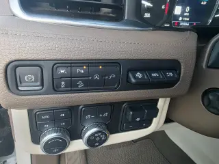 2021 GMC Yukon Denali 4WD