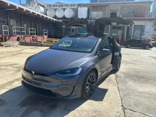 2023 Tesla Model X AWD