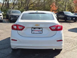 Chevrolet Cruze 2017 LT Auto 4dr Sedán