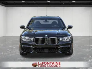 Serie 7 BMW 2019 740i 4dr Sedán