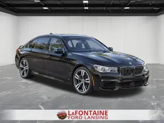 Serie 7 BMW 2019 740i 4dr Sedán