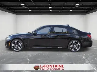 Serie 7 BMW 2019 740i 4dr Sedán