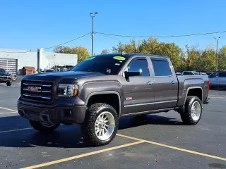 GMC Sierra 1500 2015 4x4 SLE 4p Cabasión de Tripulación 5.8 pies de Caja Corta