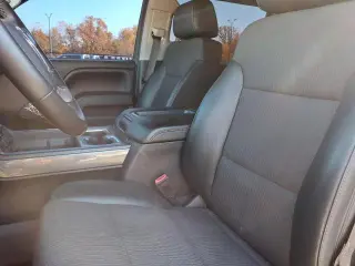 GMC Sierra 1500 2015 4x4 SLE 4p Cabasión de Tripulación 5.8 pies de Caja Corta