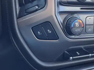 GMC Sierra 1500 2015 4x4 SLE 4p Cabasión de Tripulación 5.8 pies de Caja Corta
