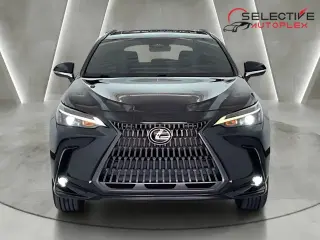 Lexus NX 350 2023 tracción en las cuatro ruedas Premium 4p Crossover
